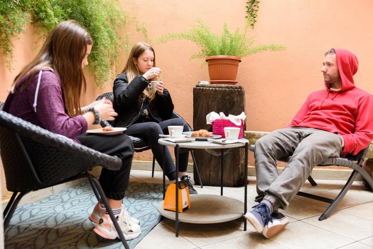 Hostel Alieti 伊佐拉 外观 照片